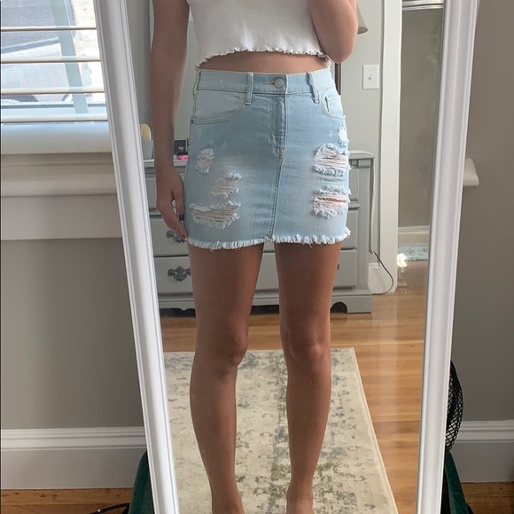 Express Denim Skirt - Picture 3 of 4